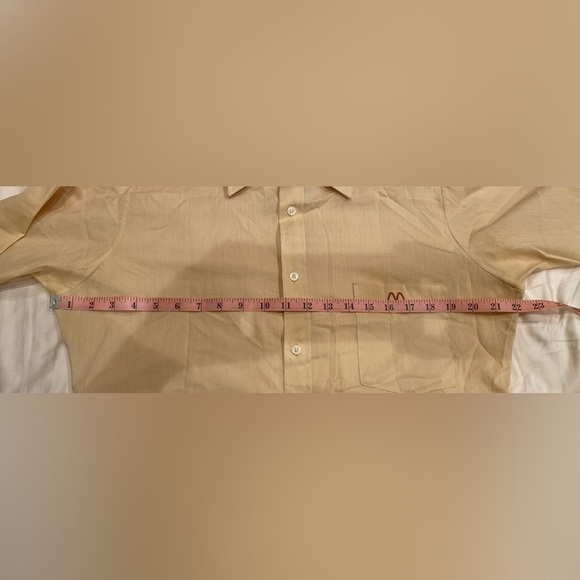 Mcdonald’s 1976 vintage button down short sleeve shirt - Picture 7 of 8